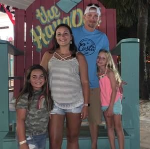 Meet your Posher, Amanda